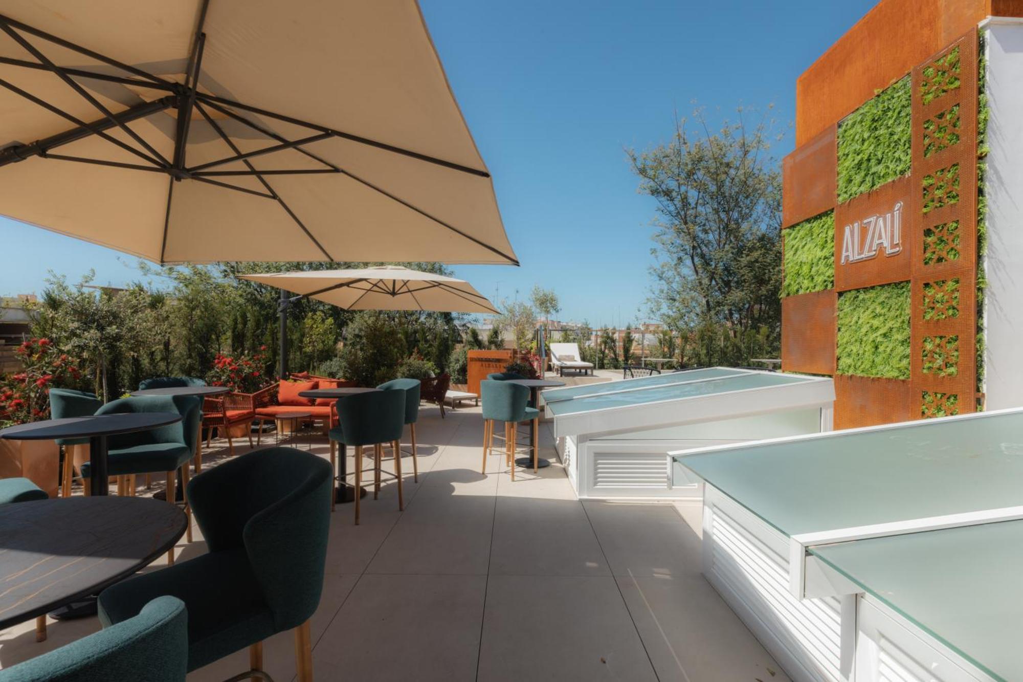 Cavalta Boutique Hotel - Small Luxuy Hotels Seville Exterior photo